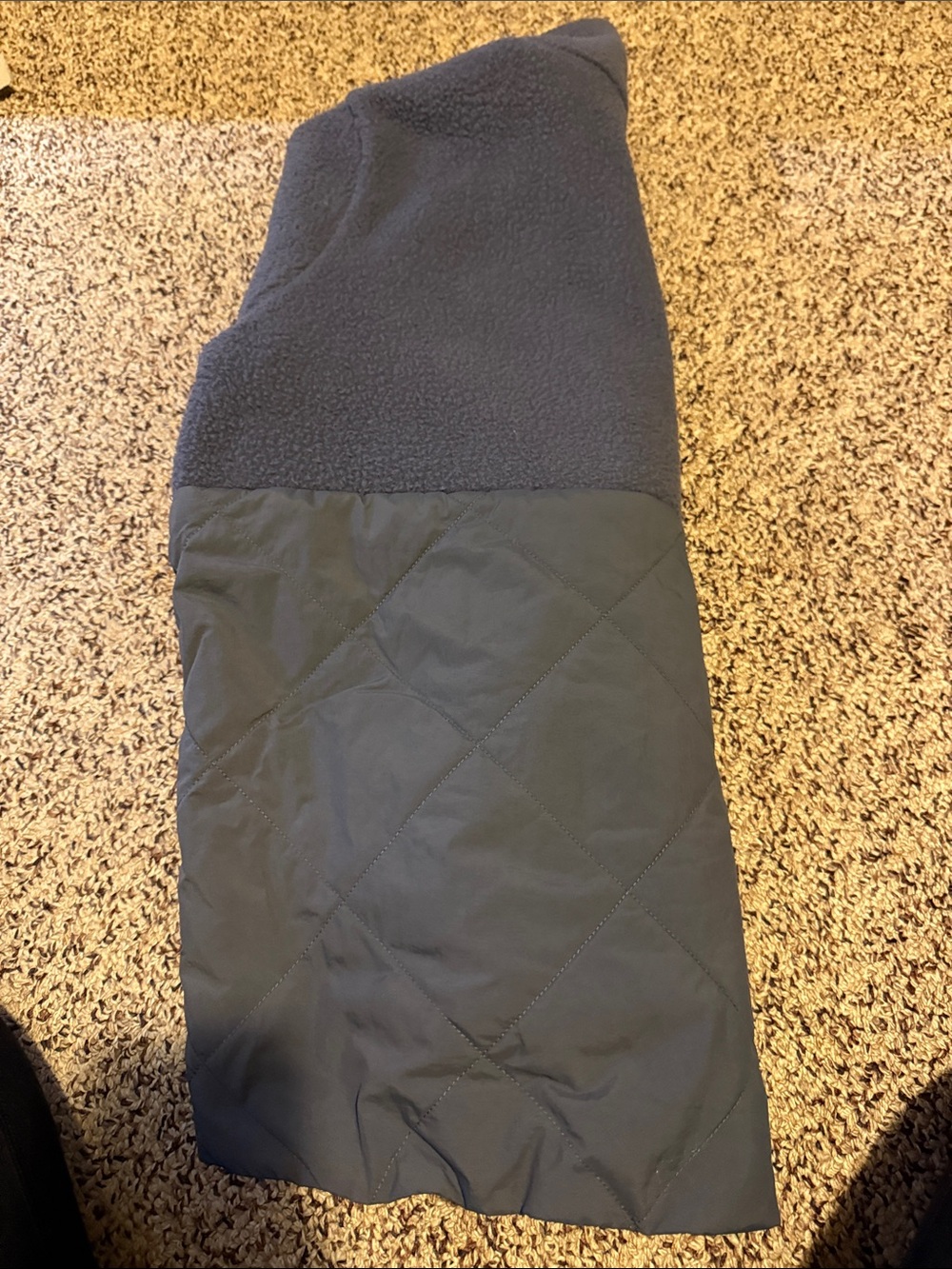 Vuori Quarter-Zip Fleece Pullover in Dusk Periwinkle - Picture 7 of 7